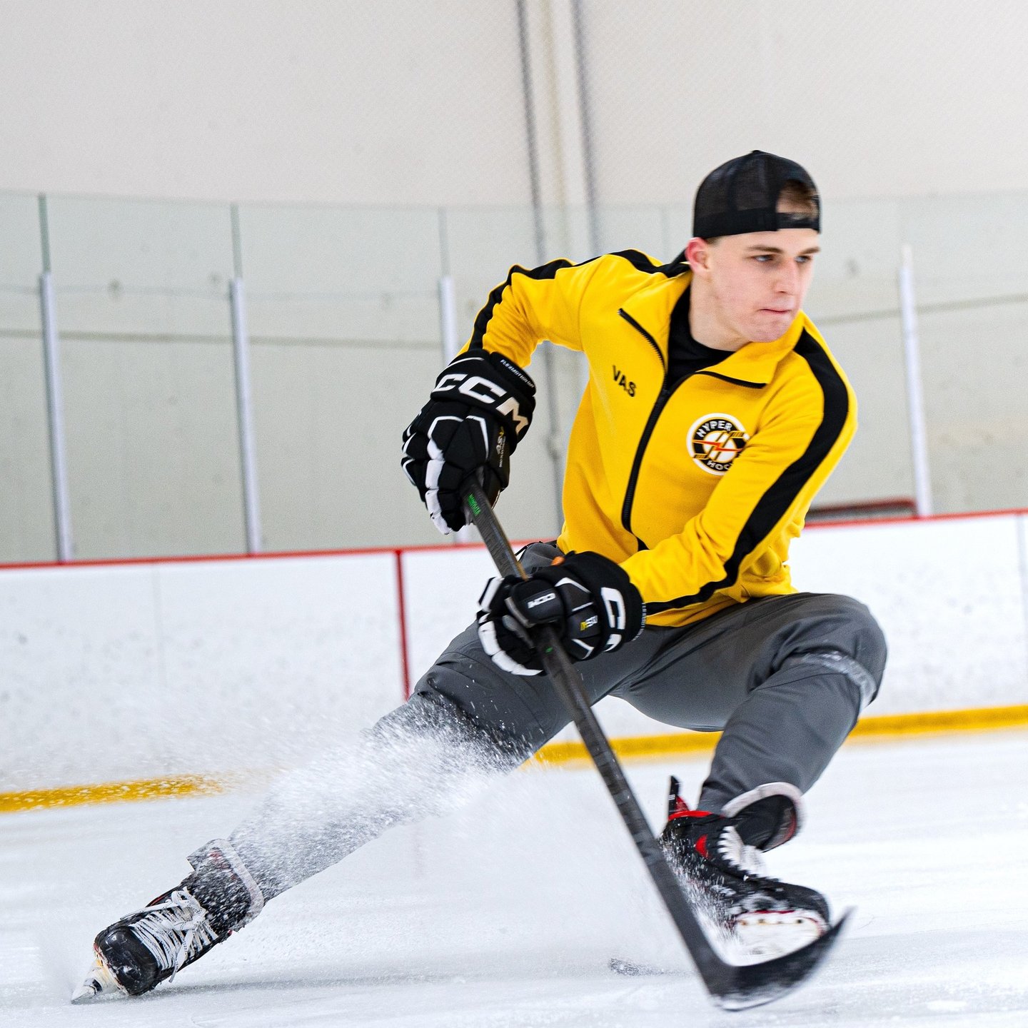 Vas Zolotarev — Head Coach, Hyper.Hockey